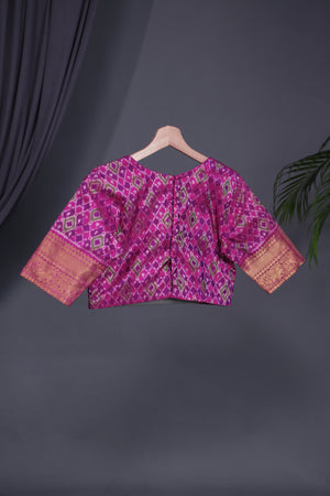 Ikkat Kanchi saree in a lovely pink shade - absolutely gorgeous
