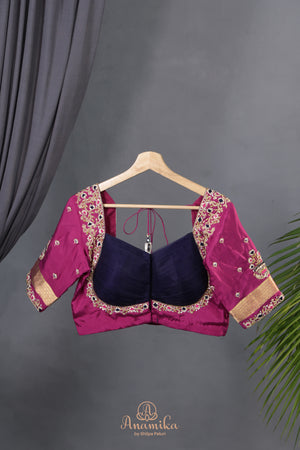 A beautiful mysore crepre silk saree in dark navy and rani pink combination