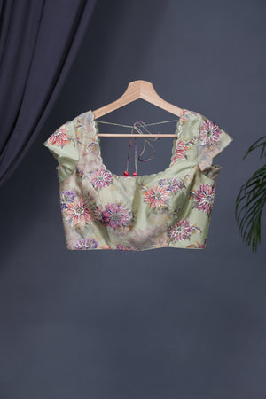 Crushed Tissue saree with all over embroidered buttas