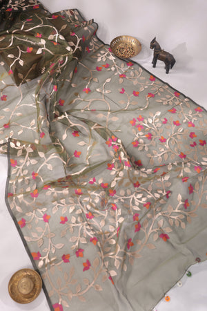 Muslin jamdaani in olive green