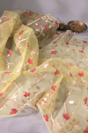 Muslin jamdaani in a beautiful shade of yellow