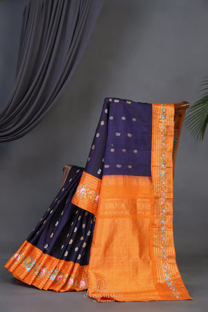 Breath taking Gadwal Pattu saree with tanjore painting border