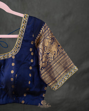 Gadwal Pattu saree in mustard yellow and navy blue