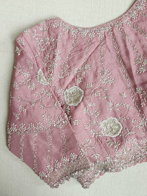 Shaded pink Georgette saree with work border