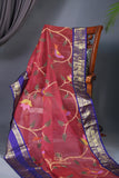 A fusion of jamdaani Grace and kanchi grandeur