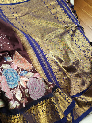Kanjeevaram in a beautiful shade of brown with a dark blue border