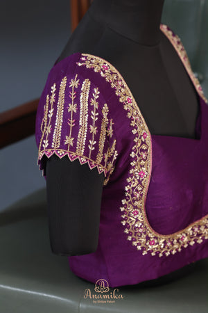 Soft crepe silk sarees in dual shades with designer blouses