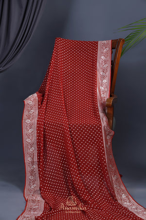 A Georgette beauty in stunning red