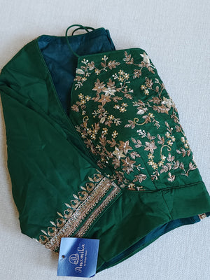 Jacket pattern blouse in dark green with ties at the back