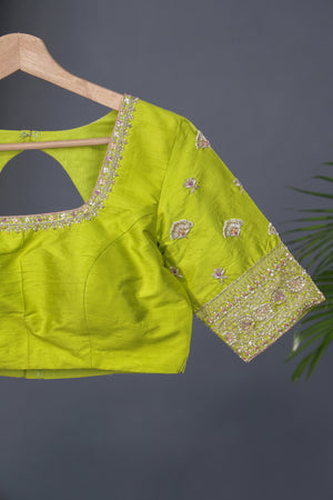 Beautiful Banarasi Silk Saree in peach and green combo