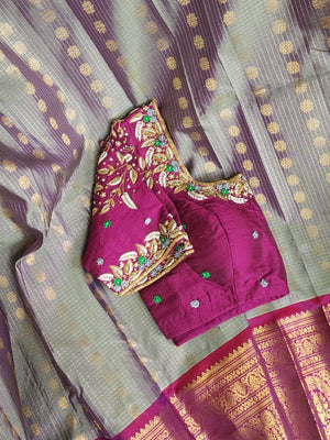 Light grey Gadwal Kanchi saree