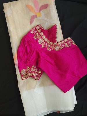 Gold Tissue muslin jamdaani saree with a pink blouse