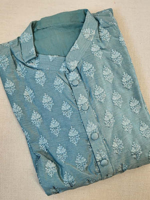 Pastel steel blue chanderi silk kurta with thread embroidered buttas