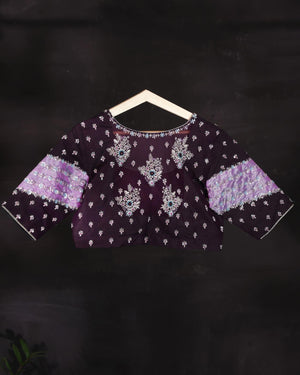 Stunning combo of brown and lavender Kanchipattu saree