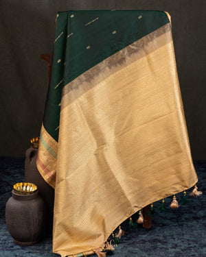 Pure kanjeevaram Pattu saree in emerald green