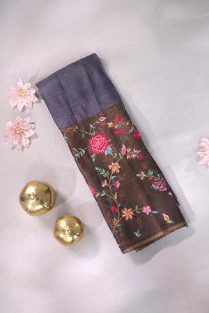 Petite Pointe Elegance on pure Handloom tussar