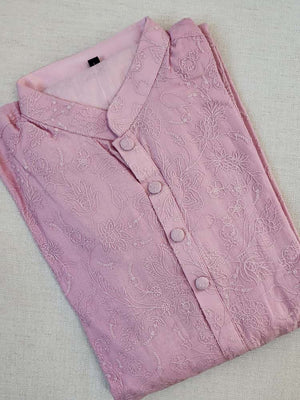 Lovely lilac chanderi kurta with beautiful floral embroidery all over