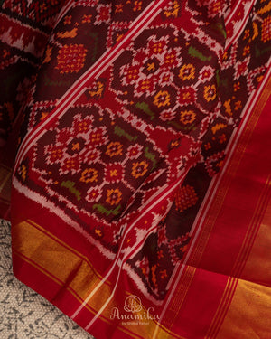 Patola pure silk saree in red with intricate weaving