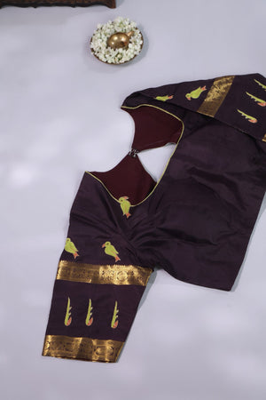 Designer Kanjeevaram with checkered body and contrast brown border