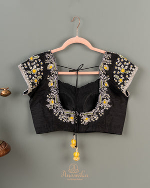 Kanchipuram soft silk saree with Ikkat pattern in yellow/black