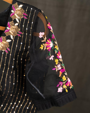 Muslin jamdaani saree in black with all over floral weave