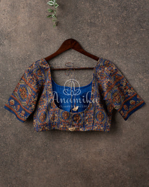 Pure Munga Silk Bandini Saree with hand painted kalamkari border and pallu