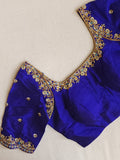 Bandini Gharchola saree in hues of blue