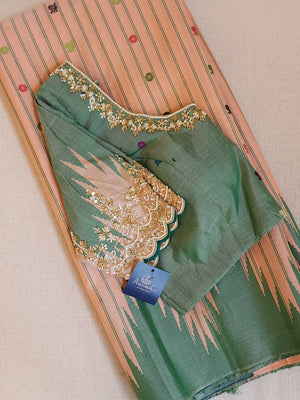 Gadwal saree in peach with beautiful contrast green temple borders