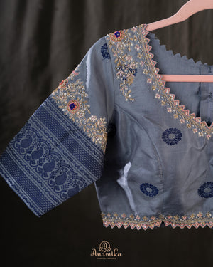 Peach and Steel blue Gadwal pattu saree