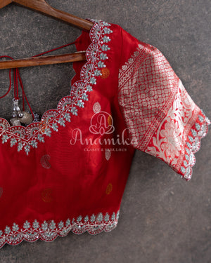 Gadwal saree in blue/red combo in a beautiful checkered pattern