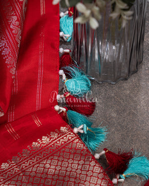 Gadwal saree in blue/red combo in a beautiful checkered pattern