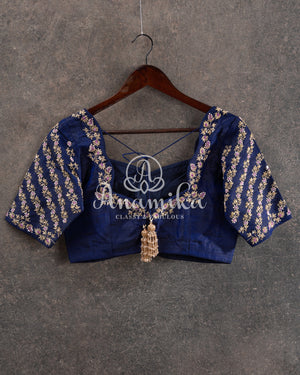 Lavender and Dark Blue Kanjeevaram Saree