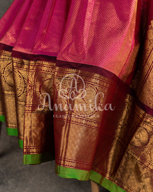 Gorgeous Gadwal Kanchi Silk saree in pink/maroon combo with all over brocade weaving