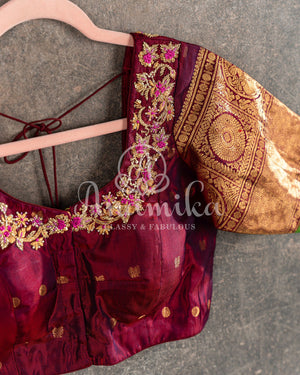Gorgeous Gadwal Kanchi Silk saree in pink/maroon combo with all over brocade weaving