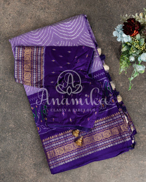 Lavender/Purple Twill Bandini saree with kanchi border and pallu