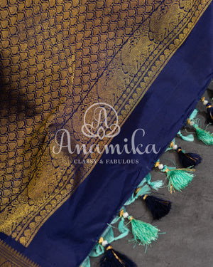 A kanjeevaram saree in the most treanding light blue and dark blue combo
