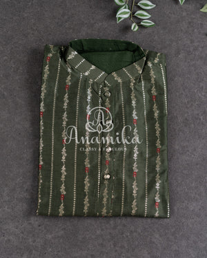 Banarasi Kurta with vertical zari lines in a lovely shade of green