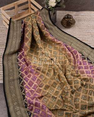 Bandini Banaras Georgette saree in lovely shades of Black, pink & green