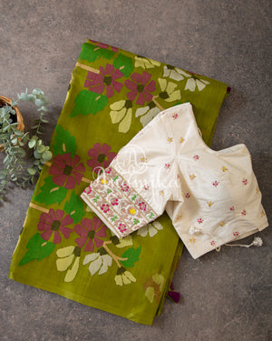 Green Organza Jamdaani Saree with contrast off white blouse