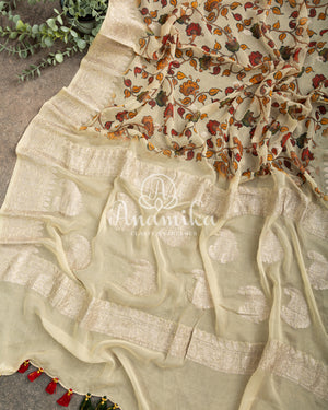 Cream Kalamkari Georgette saree with Balloon/Puff sleeves blouse