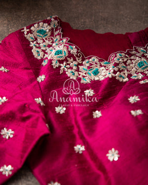 Dark Green Gadwal Pattu saree with a pink border