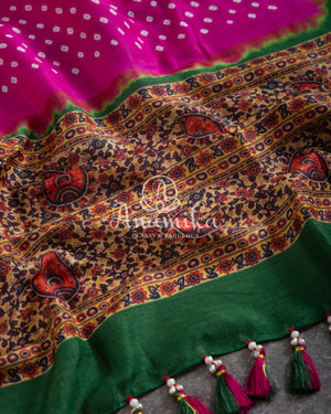 Pink Munga Silk Bandini with kalamkari border and blouse