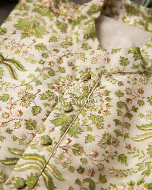 Green Rawsilk kurta with floral print and embroidery