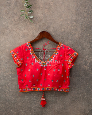 Peach Vidarbha Tussar Saree with beautiful floral prints