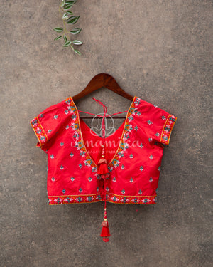 Peach Vidarbha Tussar Saree with beautiful floral prints