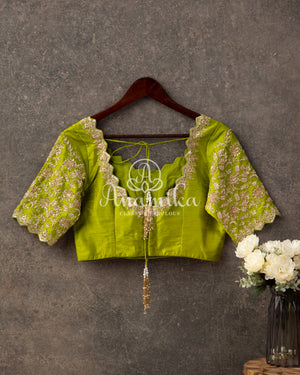 Breathtaking Banarasis with contrast zardosi work border - Pink & Parrot Green