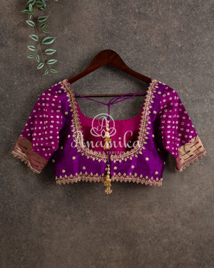 Pink Kanchi bandini saree with meenakari border