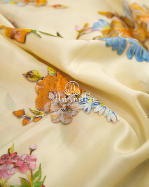 Off white Floral Kanchipattu saree with contrast wine border