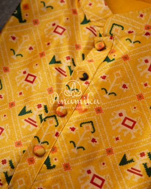Yellow Patola Print Kurta on Tussar Silk 1