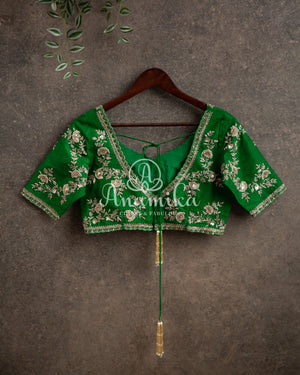 Lovely Yellow Gadwal pattu saree with contrast dark green border